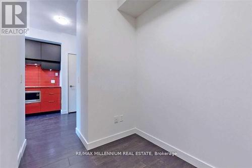 2709 - 8 Eglinton Avenue E, Toronto, ON - Indoor Photo Showing Other Room