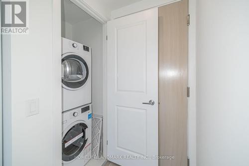 4308 - 395 Bloor Street E, Toronto, ON - Indoor Photo Showing Laundry Room