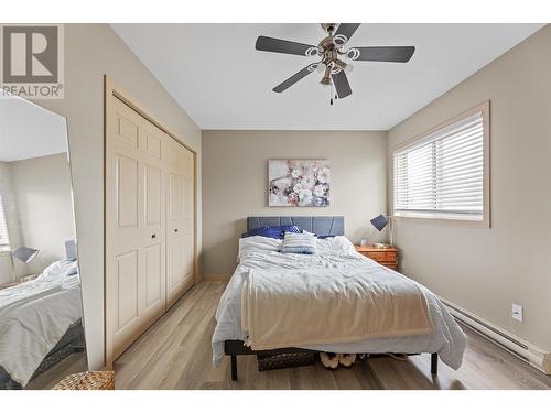 836 Patterson Avenue, Kelowna, BC - Indoor Photo Showing Bedroom