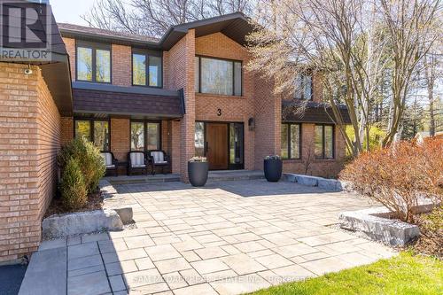 3 Huttonville Drive, Brampton, ON - Outdoor