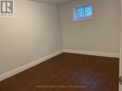 2270 Bostock Crescent, Mississauga, ON - Indoor Photo Showing Other Room