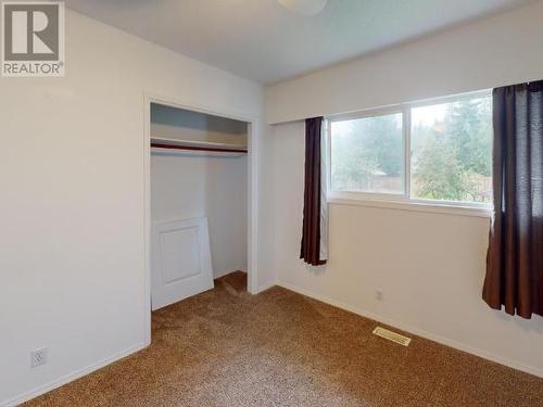 4172 Manson Ave, Powell River, BC - Indoor