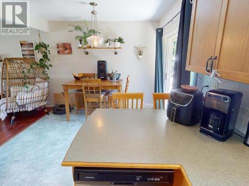 4172 Manson Ave, Powell River, BC - Indoor Photo Showing Laundry Room