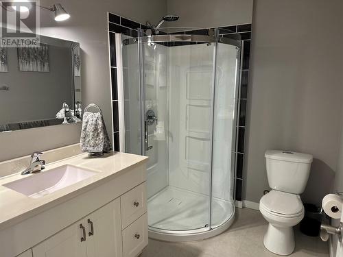 1445 Halifax Street Unit# 309, Penticton, BC - Indoor Photo Showing Bathroom