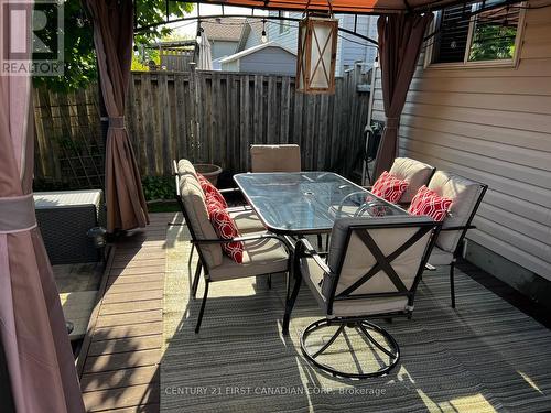 228 Oldham Street, London, ON - Outdoor With Deck Patio Veranda With Exterior