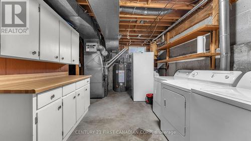 598 Mapledale Avenue, London, ON - Indoor Photo Showing Laundry Room