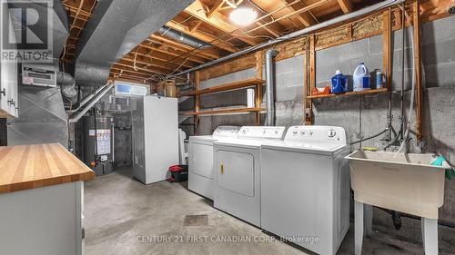 598 Mapledale Avenue, London, ON - Indoor Photo Showing Laundry Room
