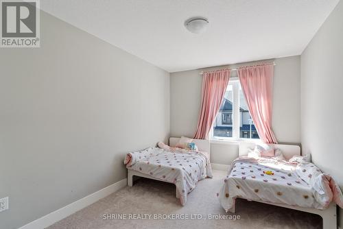 9 - 745 Chelton Road, London, ON - Indoor Photo Showing Bedroom