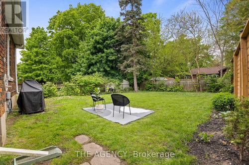 5 Parkside Drive, Brantford, ON - Outdoor With Backyard