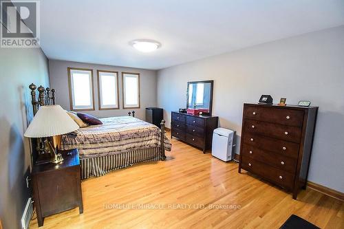 3 Barbican Trail, St. Catharines, ON - Indoor Photo Showing Bedroom