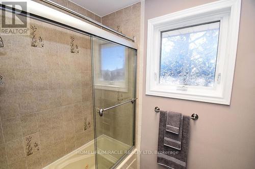3 Barbican Trail, St. Catharines, ON - Indoor Photo Showing Bathroom