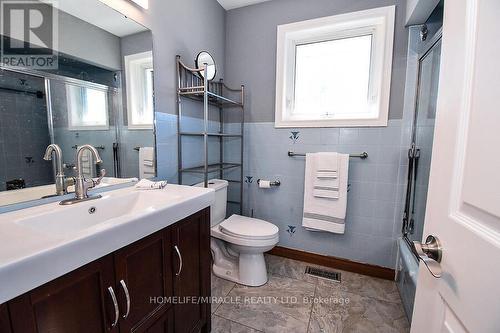 3 Barbican Trail, St. Catharines, ON - Indoor Photo Showing Bathroom