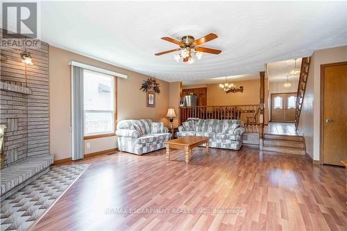 19 Pavarotti Court, Hamilton, ON - Indoor Photo Showing Living Room With Fireplace