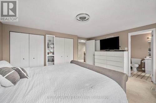 277 Rossmore Court, London, ON - Indoor Photo Showing Bedroom