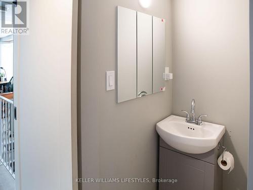 43 - 198 Springbank Drive, London, ON - Indoor Photo Showing Bathroom