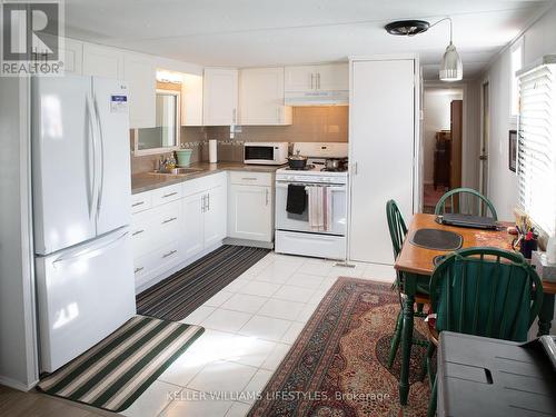 43 - 198 Springbank Drive, London, ON - Indoor Photo Showing Kitchen