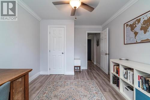 32 Bayfield Avenue, Hamilton, ON - Indoor Photo Showing Other Room