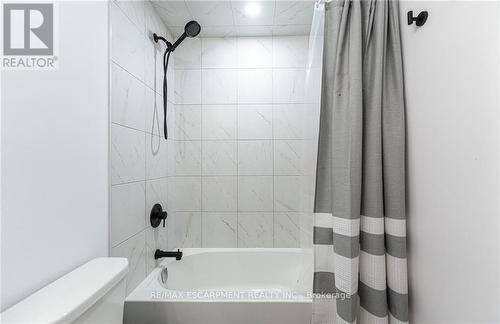 311 - 460 Dundas Street E, Hamilton, ON - Indoor Photo Showing Bathroom