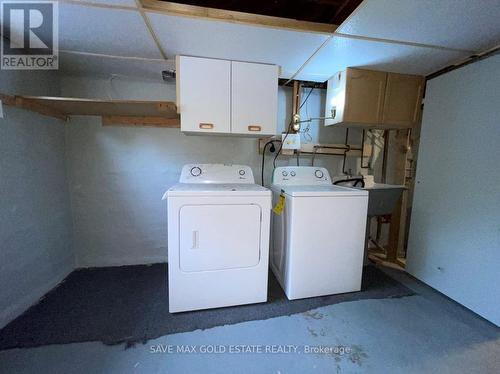 Bsmt - 4 Elmwood Avenue, St. Catharines, ON - Indoor Photo Showing Laundry Room