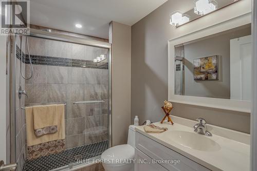 36 Woodland Walk, Southwold (Talbotville), ON - Indoor Photo Showing Bathroom