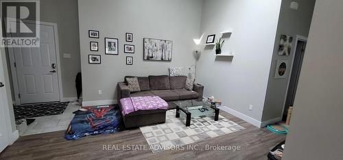 21 Arcadia Crescent, London, ON - Indoor Photo Showing Other Room