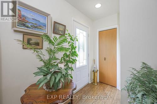 2700 Catherine Street, Thames Centre, ON - Indoor Photo Showing Other Room