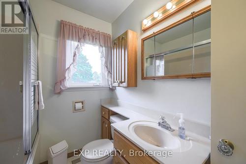 2700 Catherine Street, Thames Centre, ON - Indoor Photo Showing Bathroom