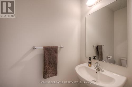 531 Gristmill Street, Waterloo, ON - Indoor Photo Showing Bathroom