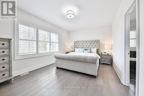 1562 Edencrest Drive, Mississauga, ON - Indoor Photo Showing Bedroom