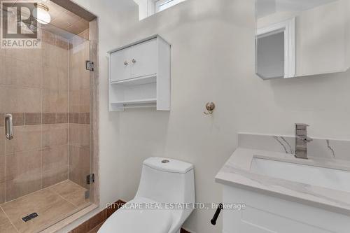 950 Mandolin Place, Mississauga, ON - Indoor Photo Showing Bathroom