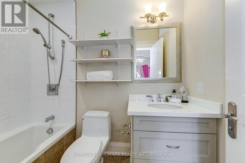 415 Morrison Road, Oakville, ON - Indoor Photo Showing Bathroom