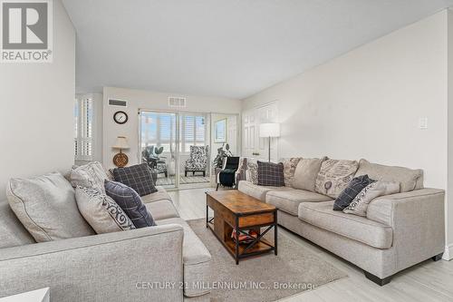 804 - 10 Malta Avenue, Brampton, ON - Indoor Photo Showing Living Room