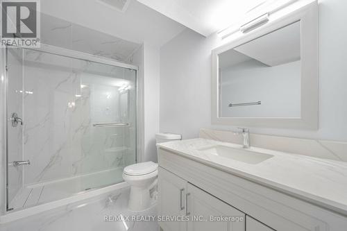 28 Marbury Place, Brampton, ON - Indoor Photo Showing Bathroom