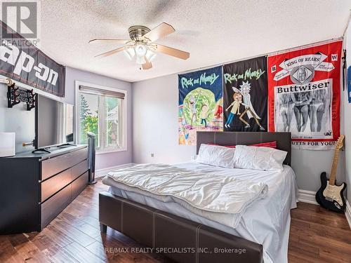 32 Matterdale Avenue, Brampton, ON - Indoor Photo Showing Bedroom