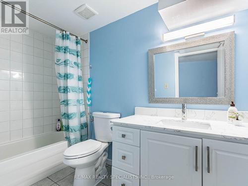 32 Matterdale Avenue, Brampton, ON - Indoor Photo Showing Bathroom