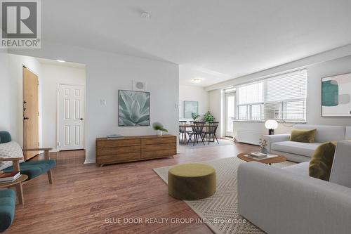 606 - 50 Gulliver Road, Toronto, ON - Indoor Photo Showing Living Room