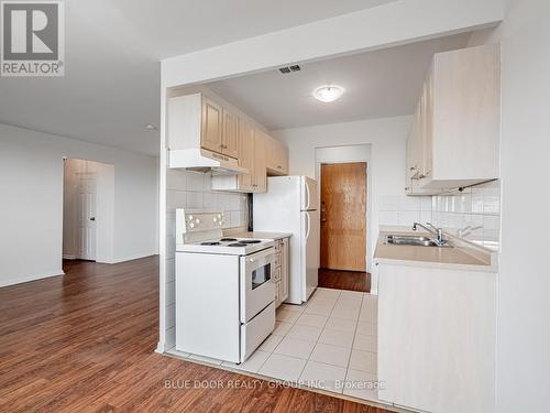 606 - 50 Gulliver Road, Toronto, ON - Indoor Photo Showing Kitchen With Double Sink