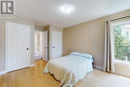 5399 Mcfarren Boulevard, Mississauga, ON - Indoor Photo Showing Bedroom