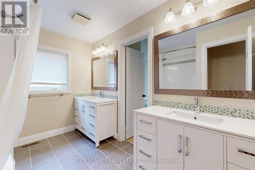 5399 Mcfarren Boulevard, Mississauga, ON - Indoor Photo Showing Bathroom