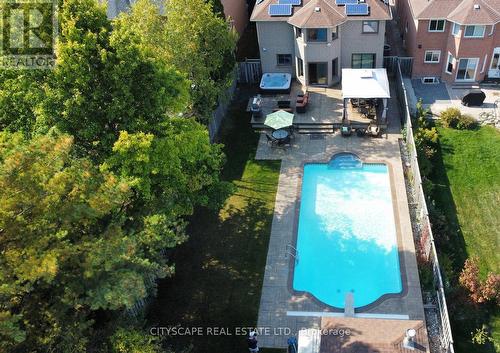 5399 Mcfarren Boulevard, Mississauga, ON - Outdoor With In Ground Pool