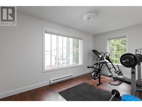1055 Lawrence Avenue Unit# 202, Kelowna, BC - Indoor Photo Showing Gym Room