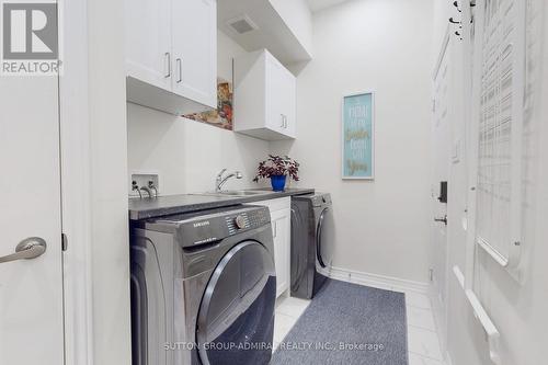 3 Cypress Point Street, Barrie, ON - Indoor Photo Showing Laundry Room