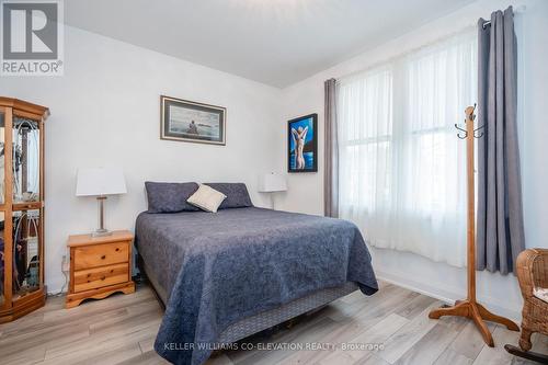 30 Samantha Lane, Midland, ON - Indoor Photo Showing Bedroom