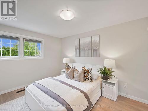 515 Vanier Drive, Milton, ON - Indoor Photo Showing Bedroom