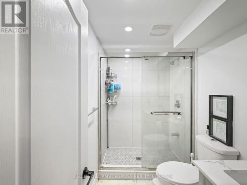 515 Vanier Drive, Milton, ON - Indoor Photo Showing Bathroom