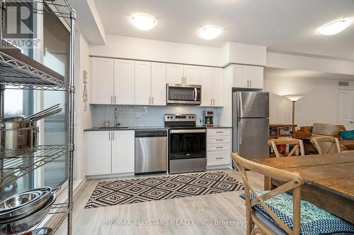 507 - 9700 Ninth Line, Markham, ON - Indoor Photo Showing Kitchen