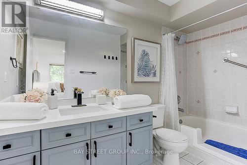 36 Elena Crescent, Vaughan, ON - Indoor Photo Showing Bathroom