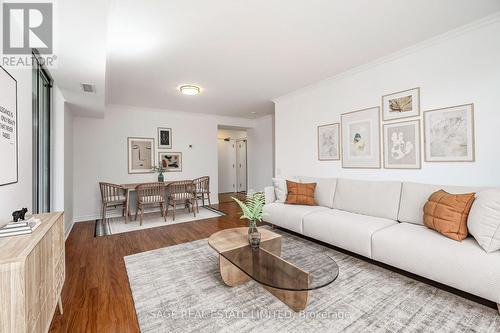 210 - 1 Emerald Lane, Vaughan, ON - Indoor Photo Showing Living Room