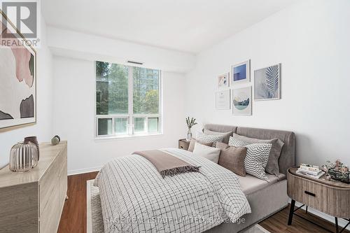 210 - 1 Emerald Lane, Vaughan, ON - Indoor Photo Showing Bedroom