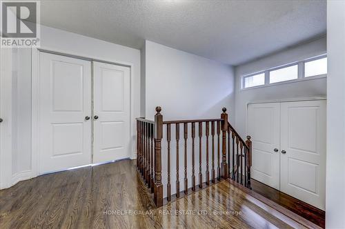 8 Cherry Lane, New Tecumseth, ON - Indoor Photo Showing Other Room